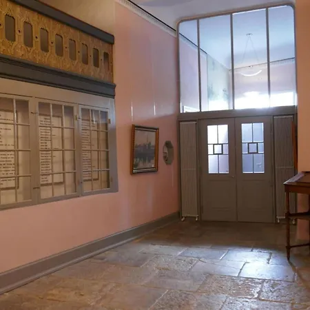 Storage At The Museum Port *